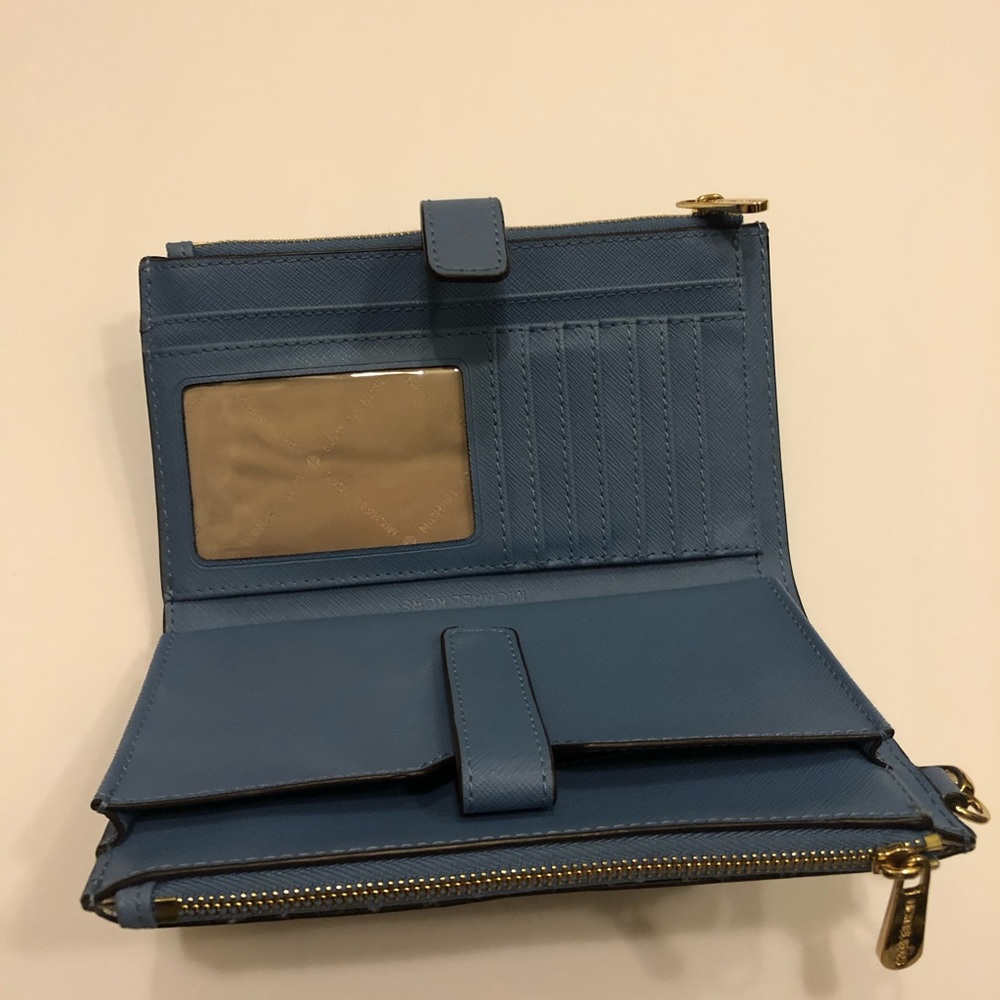 Wallet - Picture 3 of 4